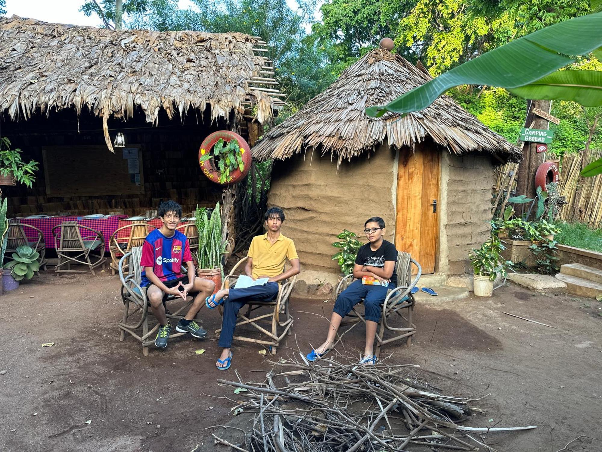 Appartamento Ava Garden Backpackers Mto wa Mbu Esterno foto